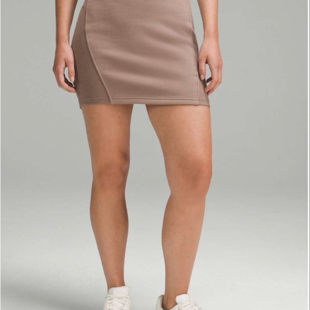 Lululemon Scuba High-Rise Mini Skirt